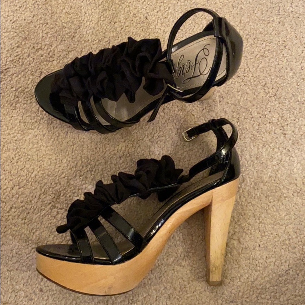 Fergie size 7 black Henney strap platform heels